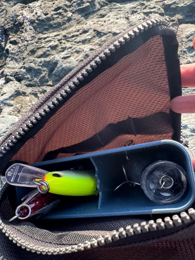 ライフジャケットに入れている画像