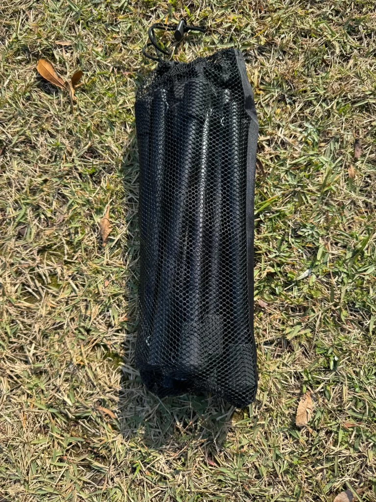 コットの足を入れてる袋